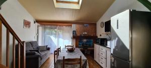 Kuchyň nebo kuchyňský kout v ubytování Chalet de Moulaprat Aste-Béon près de Laruns et Gourette + 54 fotografií