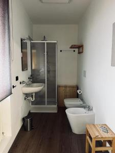 Koupelna v ubytování Regis B&B Appartamenti centro storico + 14 fotografií