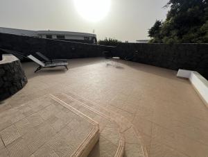 Balkón alebo terasa v ubytovaní BUNGALOW APARTAMENTO SOL