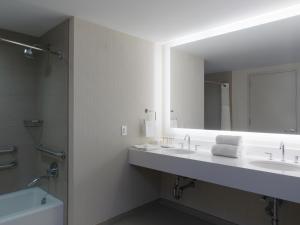 ザ マンハッタン アット タイムズスクエア ニューヨーク 22年 最新料金