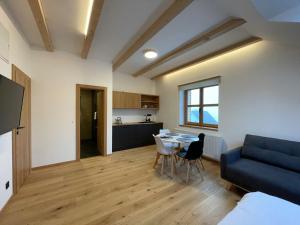Kuchyňa alebo kuchynka v ubytovaní Apartmány Hacienda Boží Dar