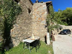 Fotografia z galérie ubytovania Casa Rural con Jacuzzi junto a Camprodon. v destinácii Abella