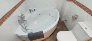 Fotografia z galérie ubytovania Casa Rural con Jacuzzi junto a Camprodon. v destinácii Abella