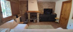 Fotografia z galérie ubytovania Casa Rural con Jacuzzi junto a Camprodon. v destinácii Abella
