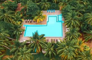 Bazén v ubytování Lagoon Paradise Beach Resort nebo v jeho okolí