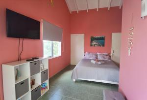 A bed or beds in a room at Apartment Lagoon Ocean Resort