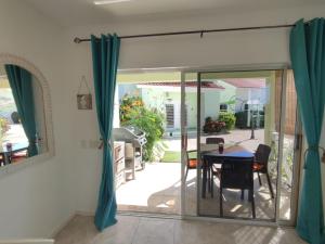 Rõdu või terrass majutusasutuses Apartment Lagoon Ocean Resort