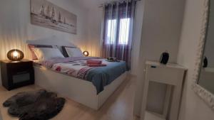Apartment Verdi Split with free private parking space客房内的一张或多张床位