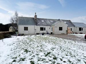 The building in which the holiday home is located