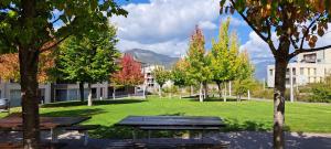 Kép Acogedor Apartamento en Las Margas - WIFI - Acceso Privado - Aventura, Esquí y Golf szállásáról Sabiñánigóban a galériában