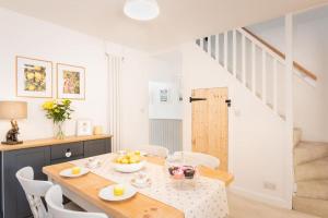 Fotografie z fotogalerie ubytování *Brand New* Lemon Tree Cottage v destinaci Torquay