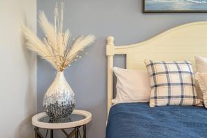 200 yds to private gated beach access- 3BR-2BA- quiet location in the heart of Destin!客房内的一张或多张床位