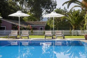 Bazén v ubytování Pelecas Country Club nebo v jeho okolí