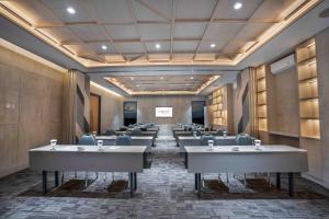 FOX Lite Hotel Samarinda商务区和/或会议室