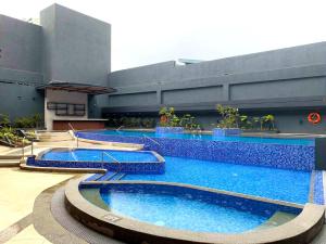 Bazén v ubytování Grand Summit Hotel General Santos nebo v jeho okolí