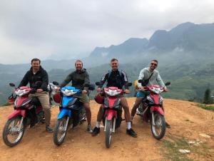 Επισκέπτες που μένουν στο Ha Giang Loop Hostel & Tours