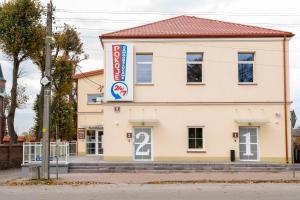 Budynek, w którym mieści się aparthotel