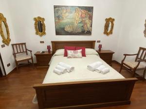 Postel nebo postele na pokoji v ubytování Villa con piscina tra Versilia e Cinque Terre