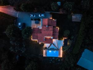 Budova, v ktorej sa vila nachádza