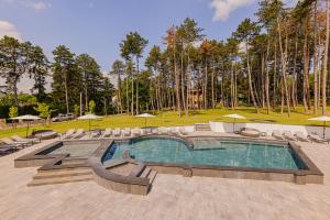 Bazén v ubytování Avar Hotel nebo v jeho okolí