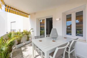 Fotografia z galérie ubytovania Marbella Del Mar City Centre With Sea Views v Marbelli
