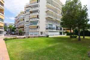 Fotografia z galérie ubytovania Marbella Del Mar City Centre With Sea Views v Marbelli