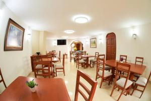 TV a/nebo společenská místnost v ubytování Astorga Hotel Arequipa
