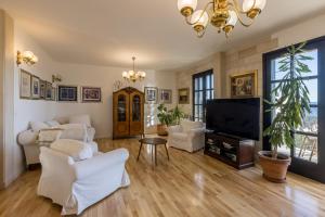 TV a/nebo společenská místnost v ubytování Soul house POLA