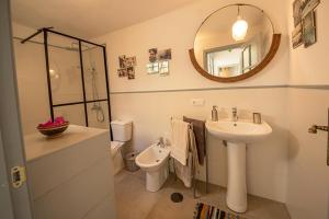 A bathroom at Mi casa es tu casa