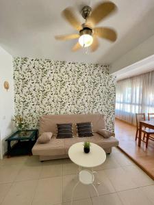 Posezení v ubytování GATU Verano con parking, wifi, piscina , " Preferente mayores de 25 años y familias " + 31 fotografií