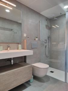 Łazienka w obiekcie Allonbay Beach & Nature SPA Apartment