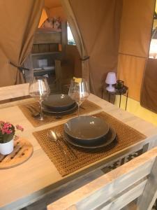 Oh! Campings - L'Espiguette的厨房或小厨房