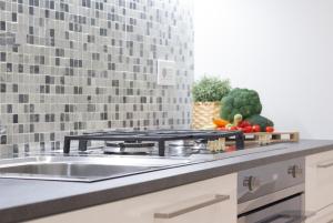 Kuchyň nebo kuchyňský kout v ubytování Wanderlust by PortofinoHomes