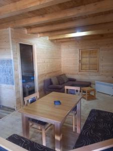 Predel za sedenje v nastanitvi Apartmani Milojević