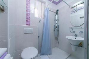 Kúpeľňa v ubytovaní Apartment Joni A2