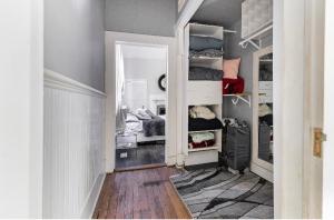 Gallery image of Classic/Modern Downtown Home in Valdosta +26 photos