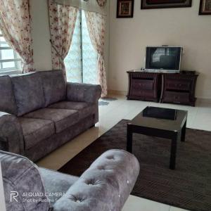 Posezení v ubytování Zulkifli Homestay Tambun,Ulu kinta,Tg Rambutan