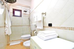 Kúpeľňa v ubytovaní Capo d'Orlando Apartments - Cipria
