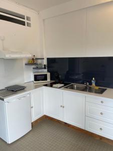 Cucina o angolo cottura di La Colline Business & Tourisme