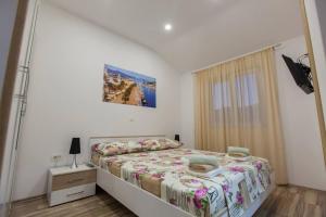 Fotografia z galérie ubytovania Apartments with a parking space Kastel Stafilic, Kastela - 20153 v destinácii Kaštela