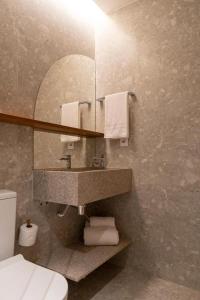 Phòng tắm tại SALINAS PREMIUM SMART 1q