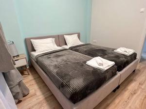Zdjęcie z galerii obiektu Alex Suite With 2 Bedrooms VIPGreece w Atenach