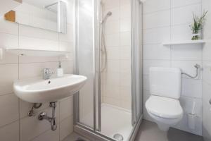 Koupelna v ubytování Haus Amatschon + 37 fotografií