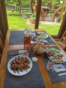 Jídlo v chaty nebo okolí