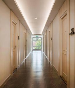 Фотография из галереи Lucky Hotel Bangkok в городе Klong Toi