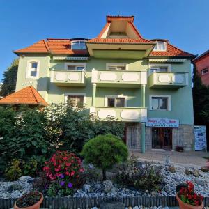 Guszti Villa Hévíz 8380 Hévíz, Széchenyi utca 18 kép - 2