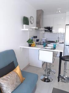 Kuchyňa alebo kuchynka v ubytovaní Casa Amor Costa Teguise