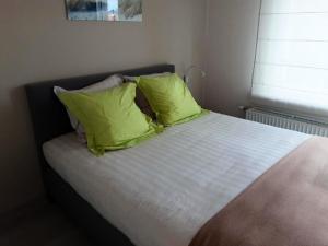 Fotografie z fotogalerie ubytování Comfortable Apartment in the heart of Knokke-Heist, 80 m², balcony v destinaci Zeebrugge + 11 fotografií