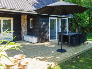 Zahrada ubytování 5 person holiday home in Frørup-By Traum