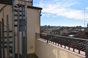 A balcony or terrace at HR BEDROOMS IN FLORENCE